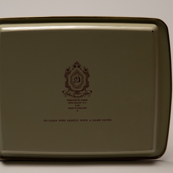 Vintage Daher Decorated Ware Rectangular Floral Tray in Pink & Gold - Picture 4 of 6